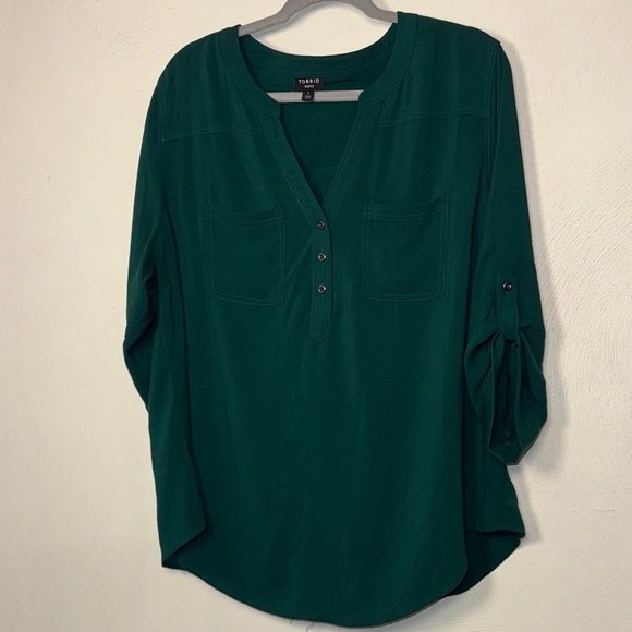 torrid Tops - Torrid Deep Green Tunic Blouse with Button Accents